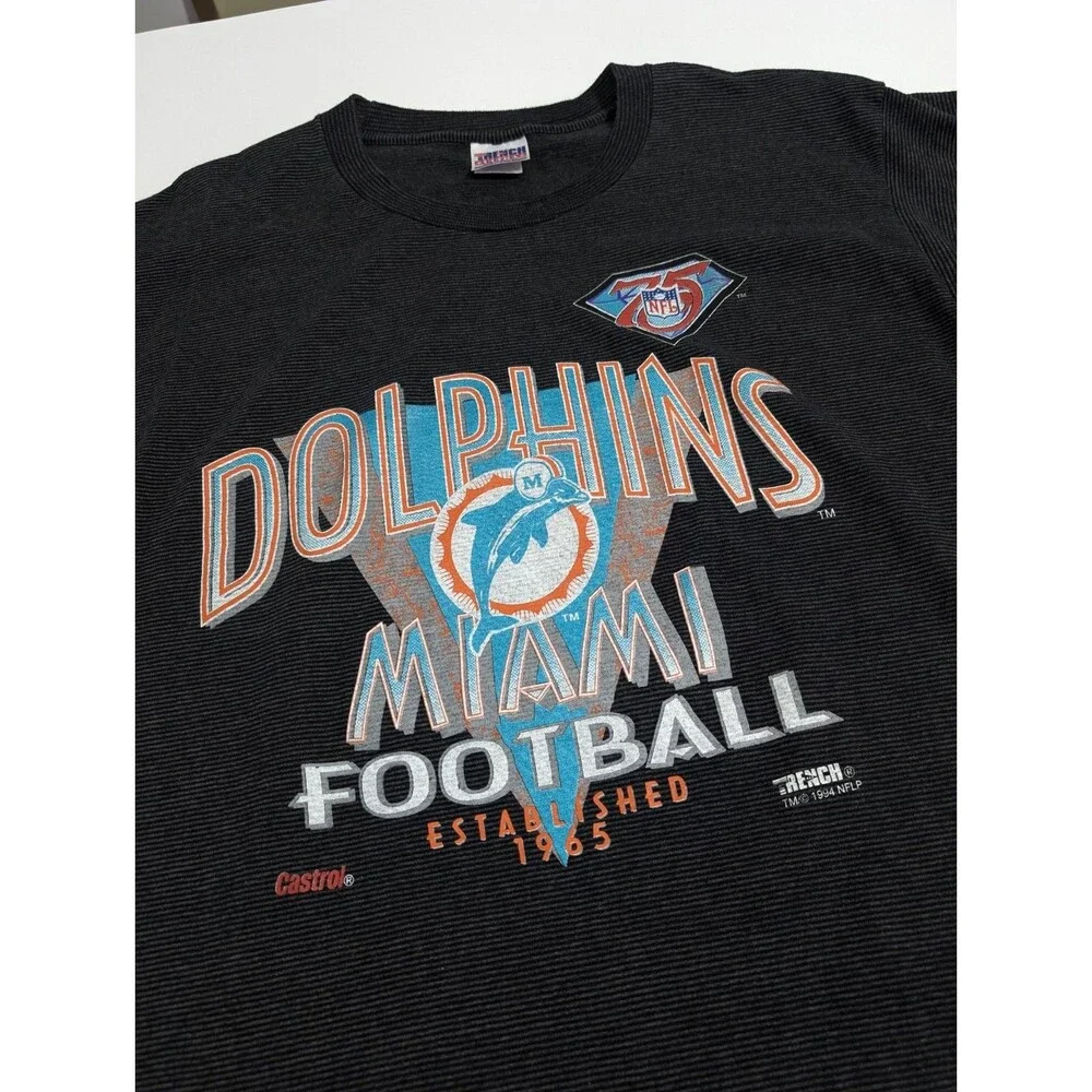 Vintage 1994 Miami Dolphins Football Graphic T-Shirt NFL Trench Size XL Stripped